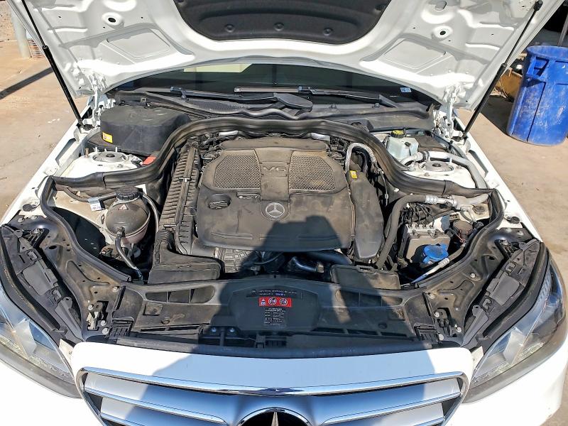 Продажа на аукционе авто 2016 Mercedes-benz E, vin: WDDHF5KB3GB214952, номер лота: 64730326