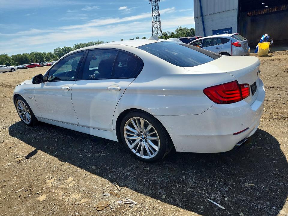2011 Bmw 550 მანქანა იყიდება აუქციონზე, vin: WBAFR9C52BC758710, აუქციონის ნომერი: 63484476