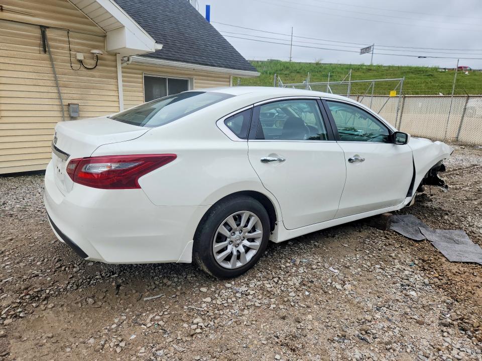 Продаж на аукціоні авто 2018 Nissan Altima, vin: 1N4AL3AP8JC476852, номер лоту: 65167976