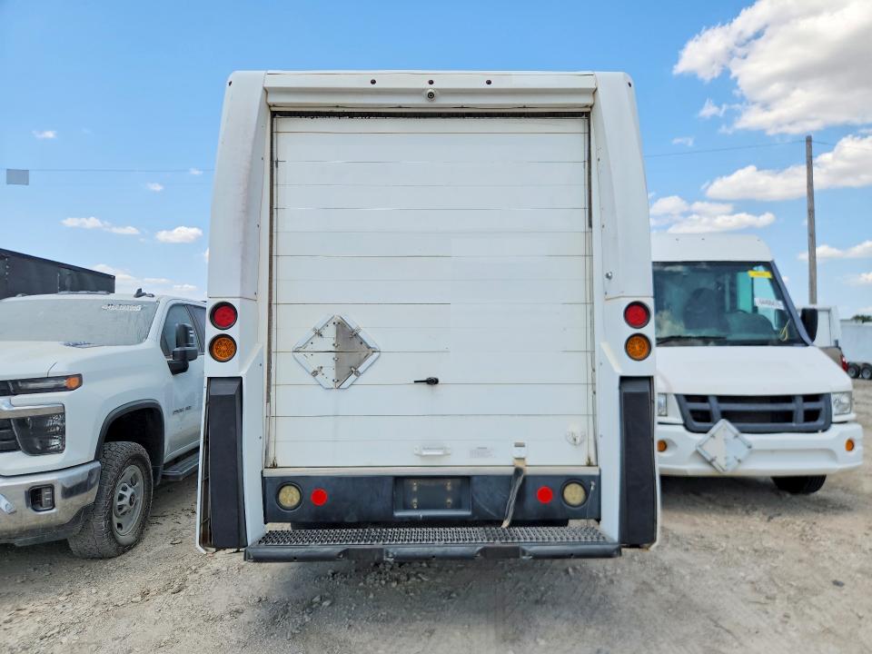 64400166 :رقم المزاد ، JALB4T174D7W01076 vin ، 2013 Isuzu Npr مزاد بيع