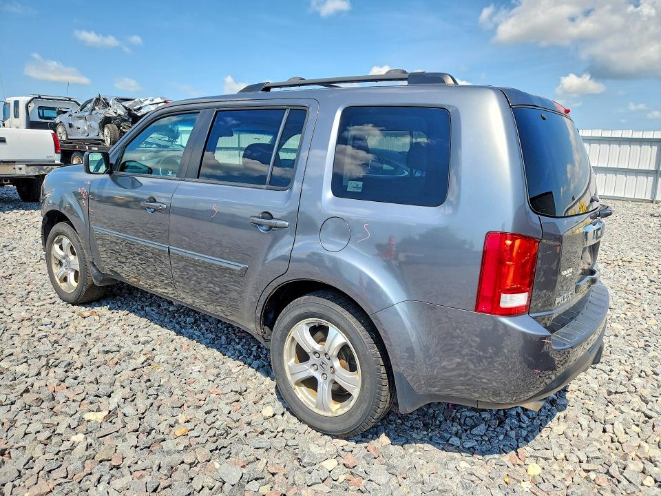 63587556 :رقم المزاد ، 5FNYF4H57CB004531 vin ، 2012 Honda Pilot مزاد بيع