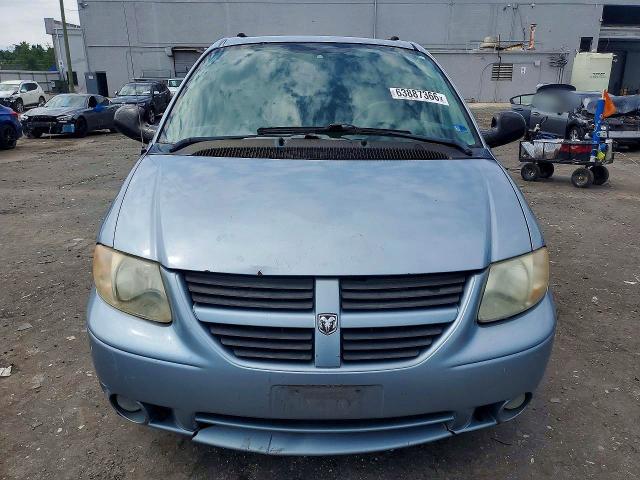 Auction sale of the 2005 Dodge Grand Caravan, vin: 2D4GP44L85R529038, lot number: 63887366