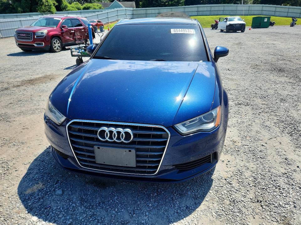 2015 Audi A3 მანქანა იყიდება აუქციონზე, vin: WAUACGFF8F1075559, აუქციონის ნომერი: 65449576