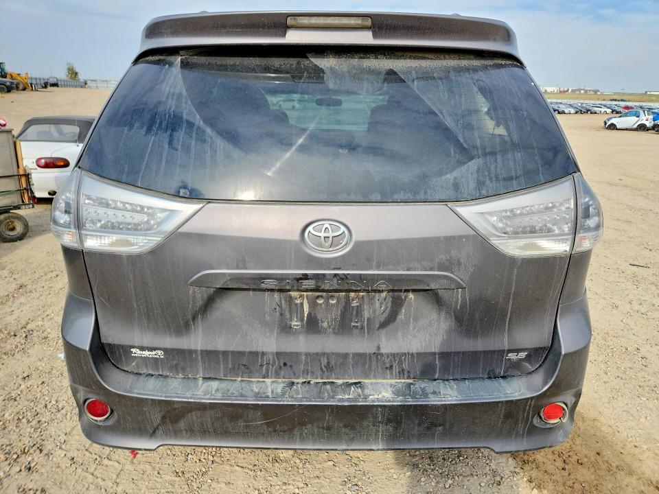 66278986 :رقم المزاد ، 5TDXK3DC6ES471590 vin ، 2014 Toyota Sienna مزاد بيع