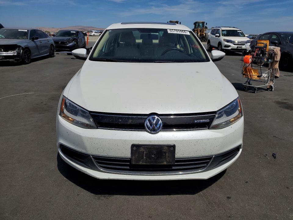 2013 Volkswagen Jetta მანქანა იყიდება აუქციონზე, vin: 3VW637AJ3DM251211, აუქციონის ნომერი: 65705966