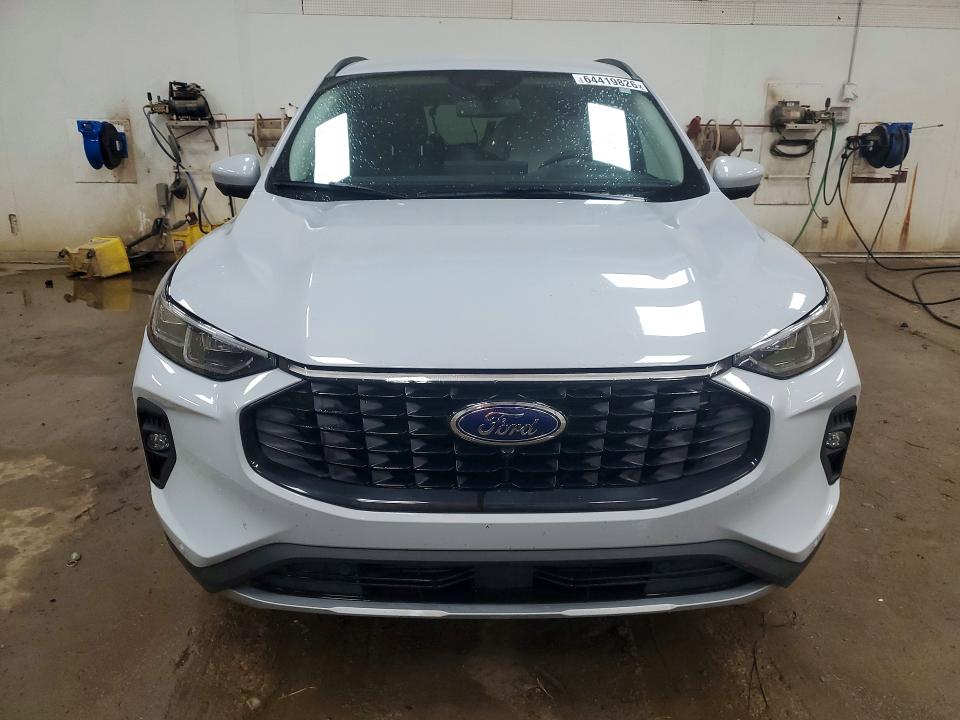 2025 Ford Escape მანქანა იყიდება აუქციონზე, vin: 1FMCU9JA2SUA95536, აუქციონის ნომერი: 64419826