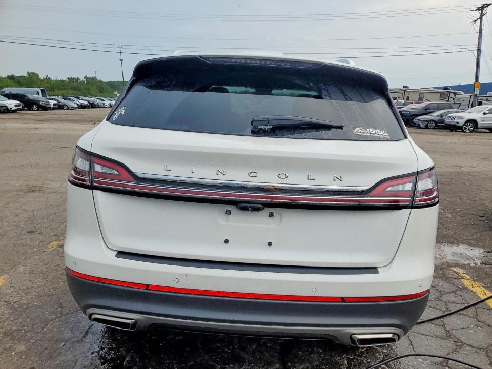 Продажа на аукционе авто 2022 Lincoln Nautilus, vin: 2LMPJ8KP7NBL15050, номер лота: 63898886
