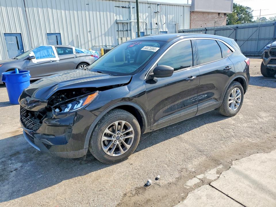 64475966 :رقم المزاد ، 1FMCU0G69NUA69793 vin ، 2022 Ford Escape مزاد بيع
