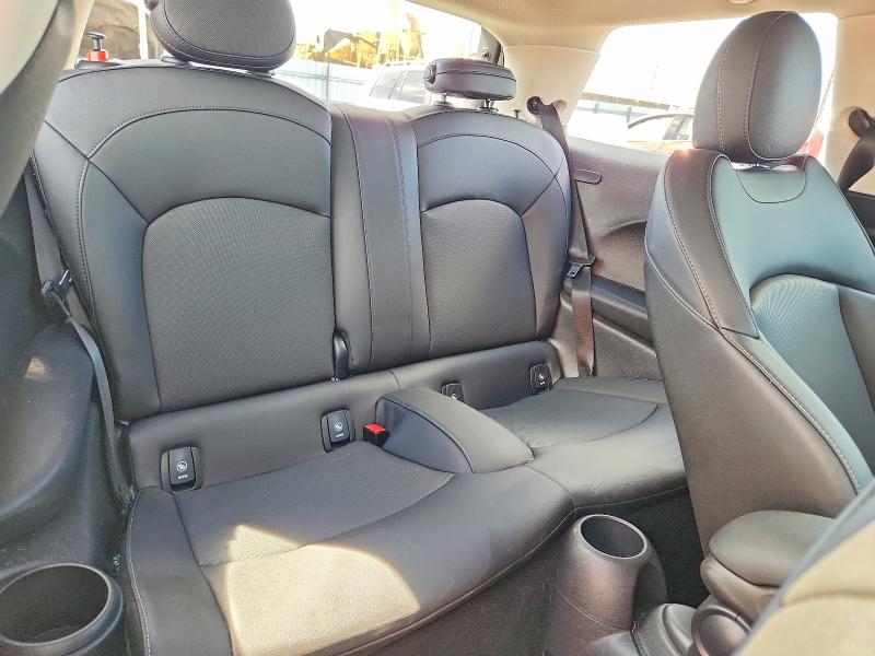 Продажа на аукционе авто 2024 Mini Cooper, vin: WMW13DJ09R2V08824, номер лота: 65401436