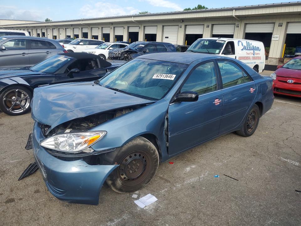 2003 Toyota Camry მანქანა იყიდება აუქციონზე, vin: 4T1BE32KX3U749603, აუქციონის ნომერი: 62913646