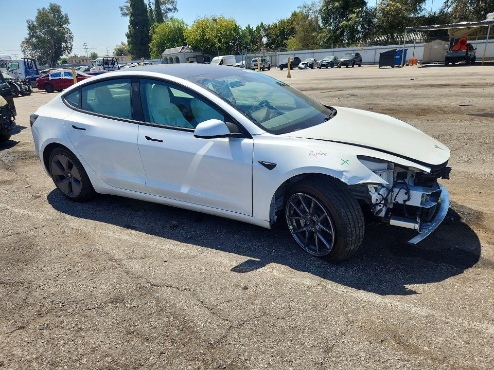 63573556 :رقم المزاد ، 5YJ3E1EA3MF995127 vin ، 2021 Tesla Model 3 مزاد بيع