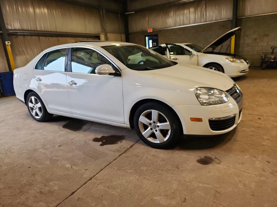 64921456 :رقم المزاد ، 3VWRZ71K29M172169 vin ، 2009 Volkswagen Jetta مزاد بيع