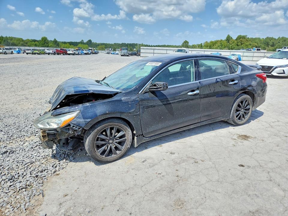 2017 Nissan Altima მანქანა იყიდება აუქციონზე, vin: 1N4AL3AP5HC246034, აუქციონის ნომერი: 64931986