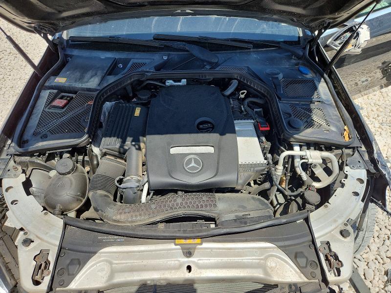 2015 Mercedes-benz C მანქანა იყიდება აუქციონზე, vin: 55SWF4KB5FU023619, აუქციონის ნომერი: 63785476