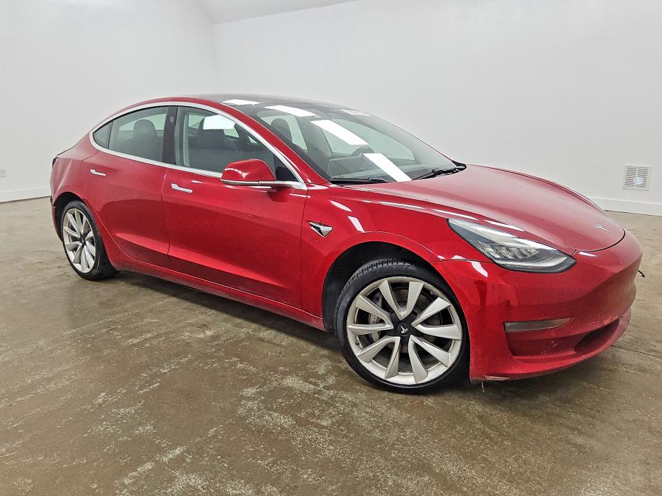 Продаж на аукціоні авто 2019 Tesla Model 3, vin: 5YJ3E1EA0KF193695, номер лоту: 63558546