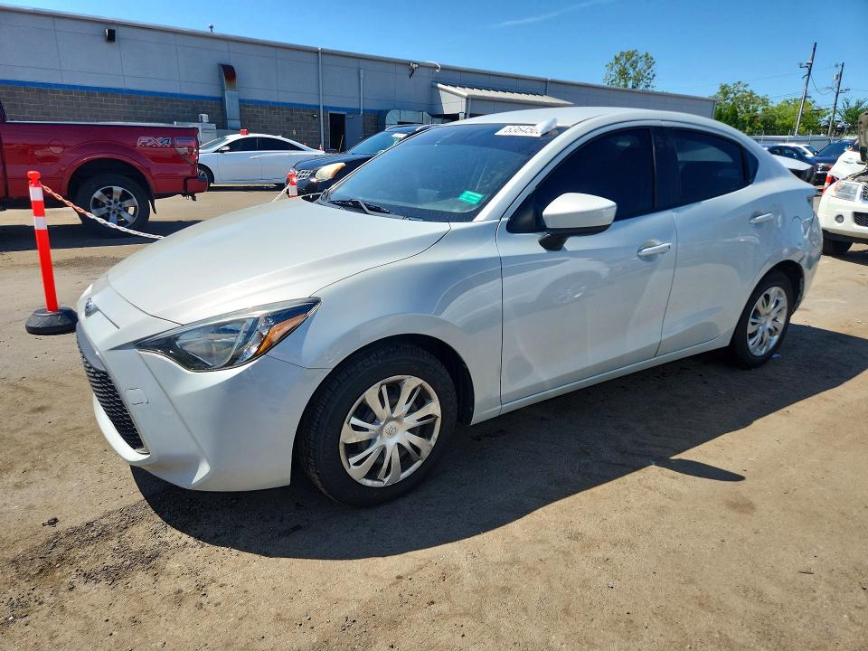 2019 Toyota Yaris მანქანა იყიდება აუქციონზე, vin: 3MYDLBYV9KY524987, აუქციონის ნომერი: 63645036