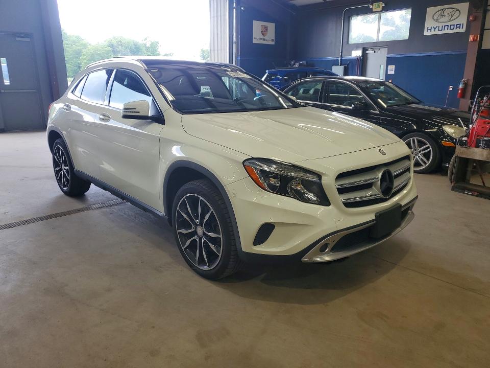 65806976 :رقم المزاد ، WDCTG4EB1HJ335293 vin ، 2017 Mercedes-benz Gla مزاد بيع