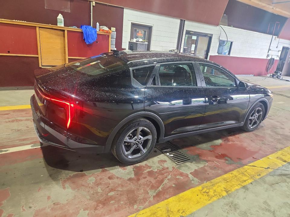 Продажа на аукционе авто 2026 Kia K4, vin: 3KPFT4DE0TE249442, номер лота: 64185856