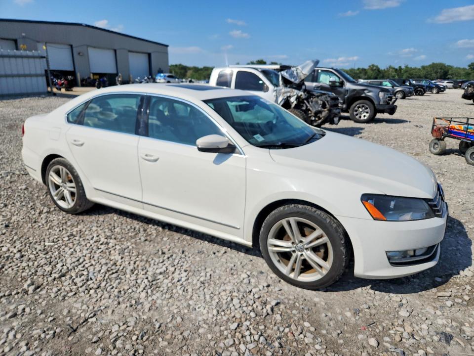 Продаж на аукціоні авто 2014 Volkswagen Passat, vin: 1VWBN7A3XEC106308, номер лоту: 64423876