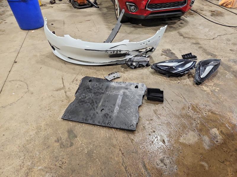 64027246 :رقم المزاد ، 5YJ3E1EA2MF908687 vin ، 2021 Tesla Model 3 مزاد بيع