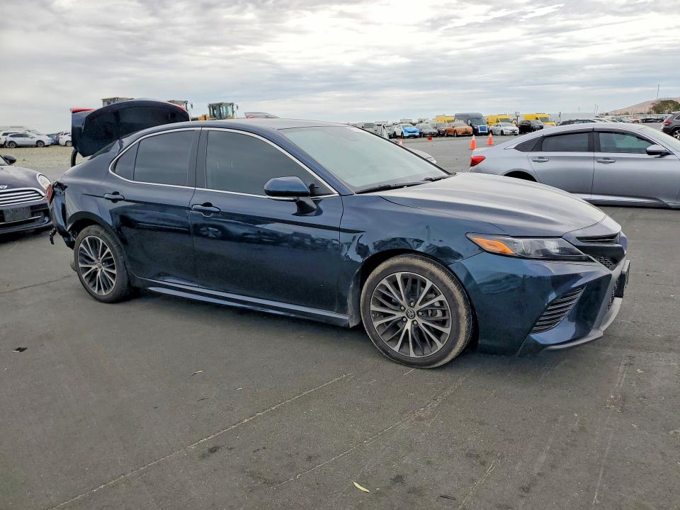 Продажа на аукционе авто 2019 Toyota Camry, vin: 4T1B11HK2KU800825, номер лота: 67195686