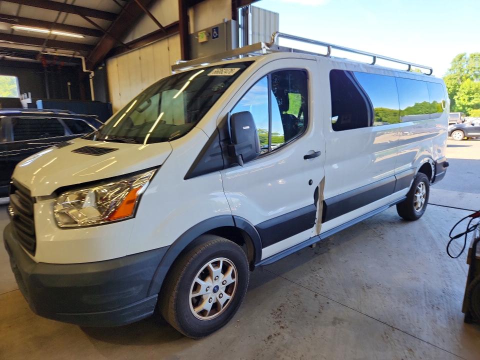 66062476 :رقم المزاد ، 1FBZX2ZG4FKA22003 vin ، 2015 Ford Transit مزاد بيع