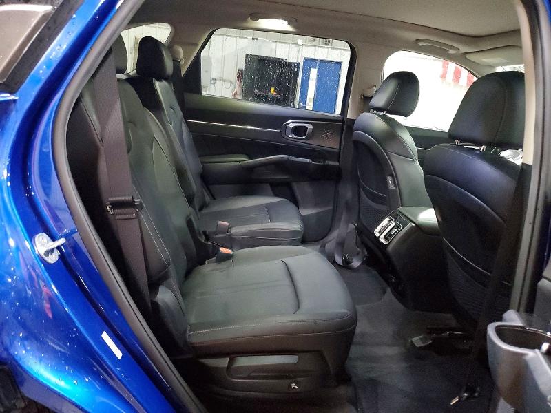 Продажа на аукционе авто 2023 Kia Sorento, vin: 5XYRKDLF2PG164461, номер лота: 63864226