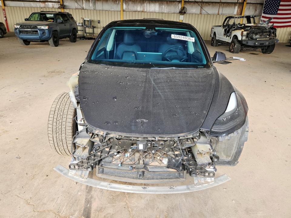65924936 :رقم المزاد ، 5YJ3E1EC8NF113663 vin ، 2022 Tesla Model 3 مزاد بيع
