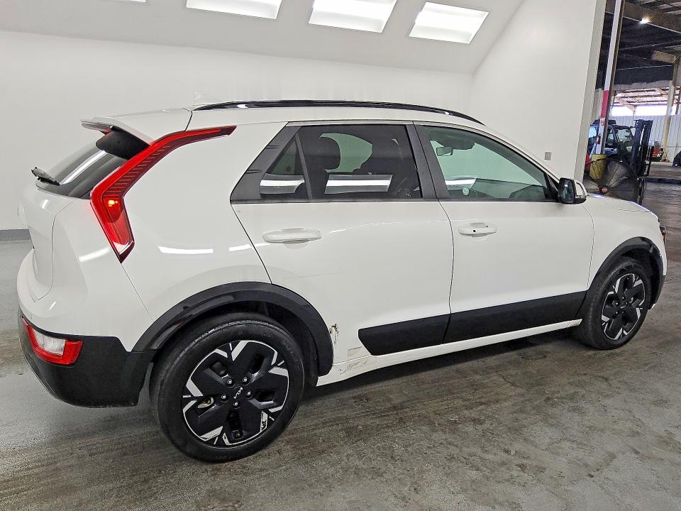 Продажа на аукционе авто 2024 Kia Niro, vin: KNDCR3L16R5109183, номер лота: 63487616