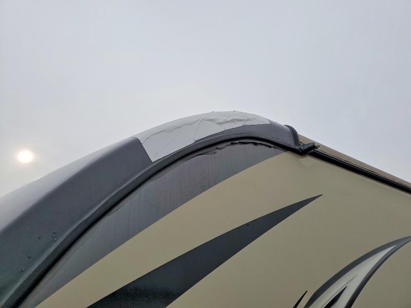 62676076 :رقم المزاد ، 4YDT22R22JD437853 vin ، 2018 Keystone Rv Recreational Vehicle (rv) مزاد بيع