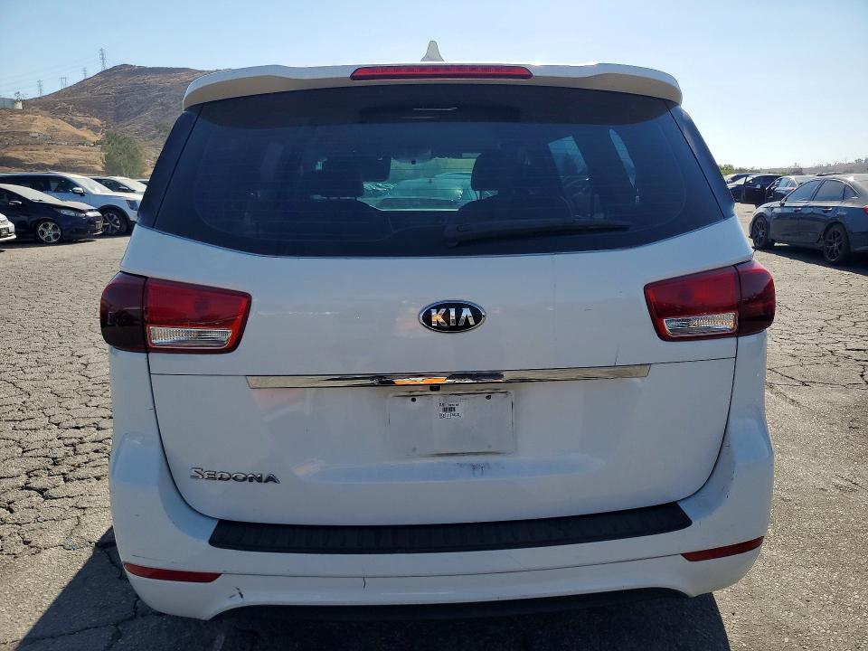 63448836 :رقم المزاد ، KNDMA5C10G6120789 vin ، 2016 Kia Sedona مزاد بيع