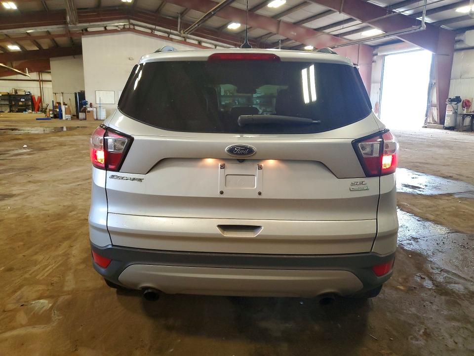 Продаж на аукціоні авто 2018 Ford Escape, vin: 1FMCU0HD1JUB70558, номер лоту: 64287896