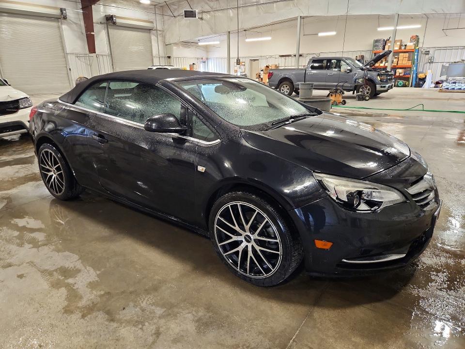 62882446 :رقم المزاد ، W04WT3N52GG040017 vin ، 2016 Buick Cascada مزاد بيع