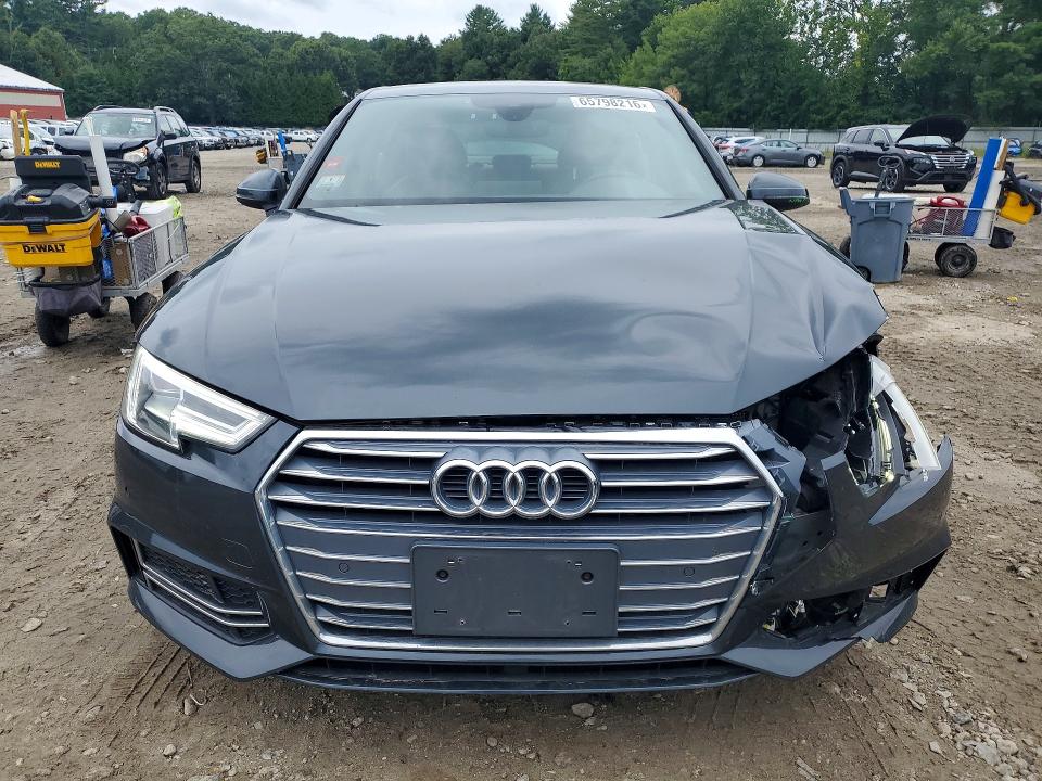 65798216 :رقم المزاد ، WAUPNAF4XJN009516 vin ، 2018 Audi A4 مزاد بيع