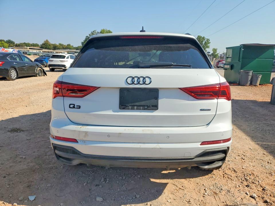 63408926 :رقم المزاد ، WA1EECF37R1120437 vin ، 2024 Audi Q3 مزاد بيع