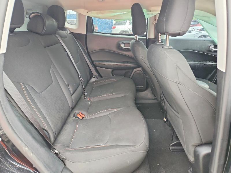 64702076 :رقم المزاد ، 3C4NJDAB5LT174339 vin ، 2020 Jeep Compass مزاد بيع