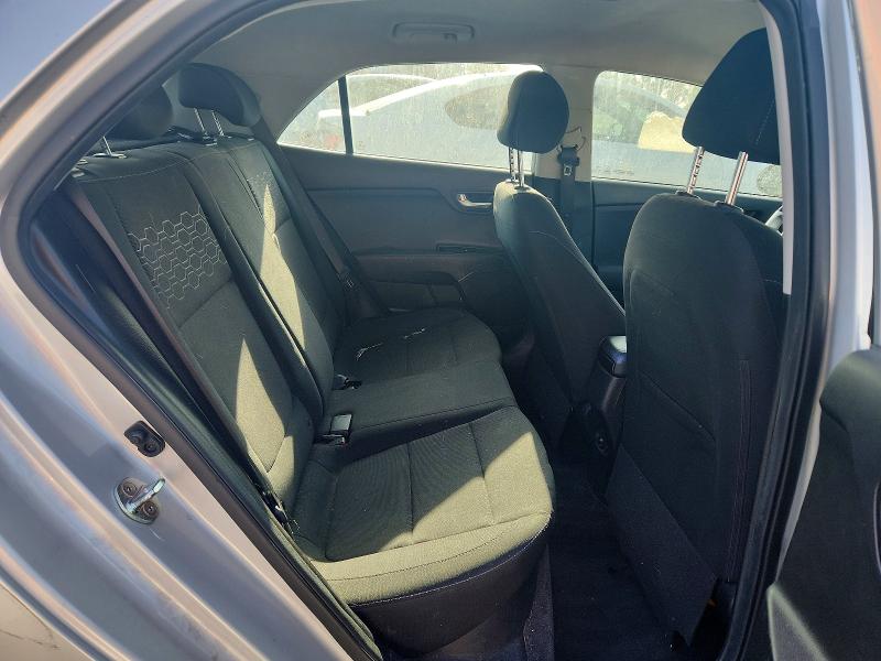 Продажа на аукционе авто 2018 Kia Rio, vin: 3KPA35AB1JE073301, номер лота: 64671506