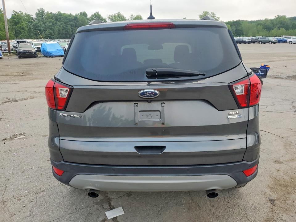 2019 Ford Escape მანქანა იყიდება აუქციონზე, vin: 1FMCU9HDXKUA84560, აუქციონის ნომერი: 64246526