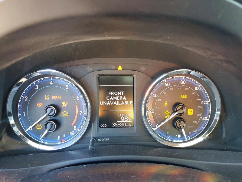 Продаж на аукціоні авто 2018 Toyota Corolla, vin: 5YFBURHE4JP833180, номер лоту: 64478966