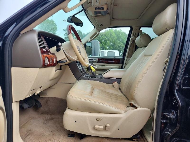 Продажа на аукционе авто 2004 Lincoln Navigator, vin: 5LMFU27R54LJ14345, номер лота: 63396896