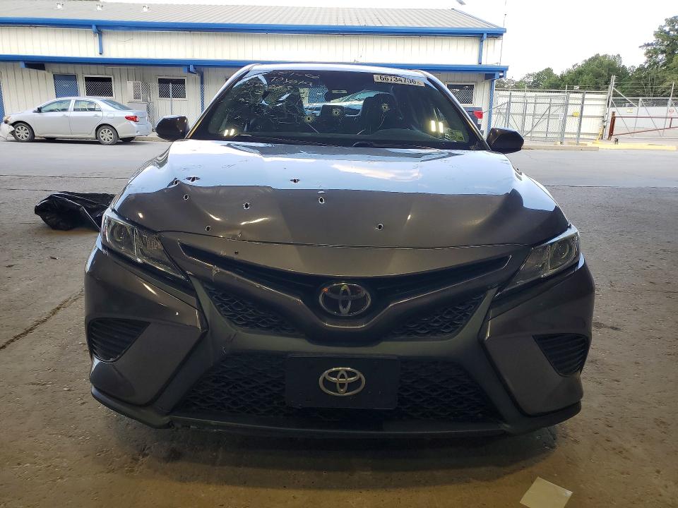 2020 Toyota Camry მანქანა იყიდება აუქციონზე, vin: 4T1G11AK9LU952263, აუქციონის ნომერი: 66734706