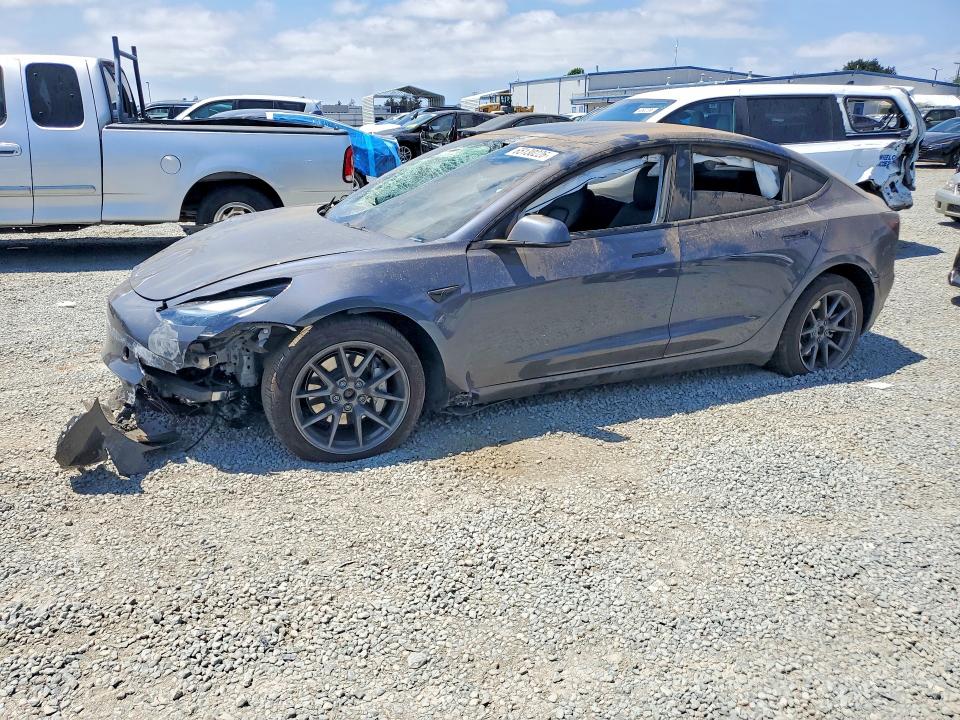 65130226 :رقم المزاد ، 5YJ3E1EBXPF621336 vin ، 2023 Tesla Model 3 مزاد بيع