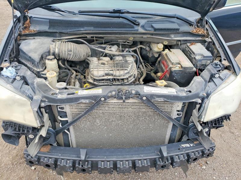66431776 :رقم المزاد ، 2A4RR8DG4BR633980 vin ، 2011 Chrysler Town & Country مزاد بيع