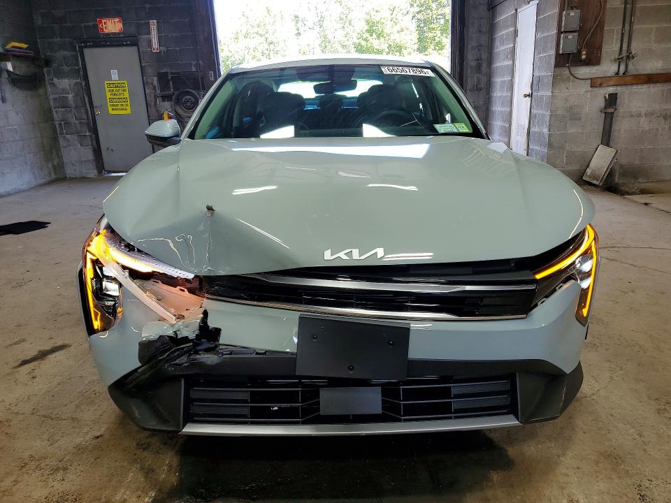 2026 Kia K4 მანქანა იყიდება აუქციონზე, vin: 3KPFU4DE3TE379812, აუქციონის ნომერი: 66567896