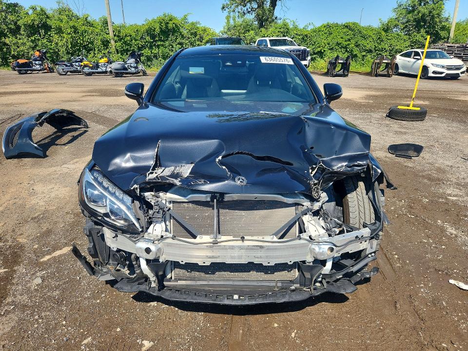 63605576 :رقم المزاد ، WDDWJ4KB2JF601279 vin ، 2018 Mercedes-benz C مزاد بيع