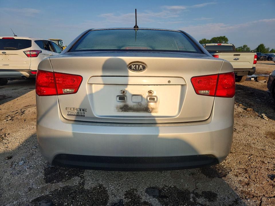 2011 Kia Forte მანქანა იყიდება აუქციონზე, vin: KNAFT4A27B5885521, აუქციონის ნომერი: 65440196