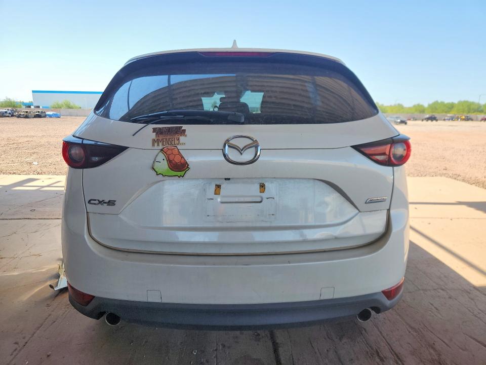 Продаж на аукціоні авто 2018 Mazda Cx-5, vin: JM3KFABM1J1384192, номер лоту: 63954436