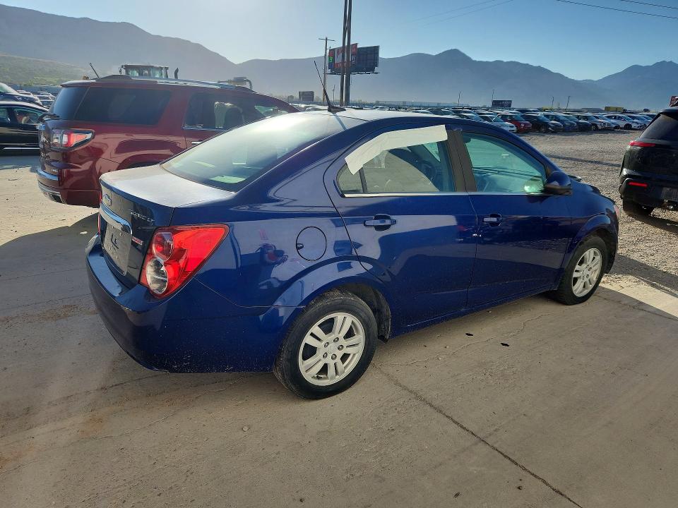 2014 Chevrolet Sonic მანქანა იყიდება აუქციონზე, vin: 1G1JC5SBXE4134076, აუქციონის ნომერი: 67031426