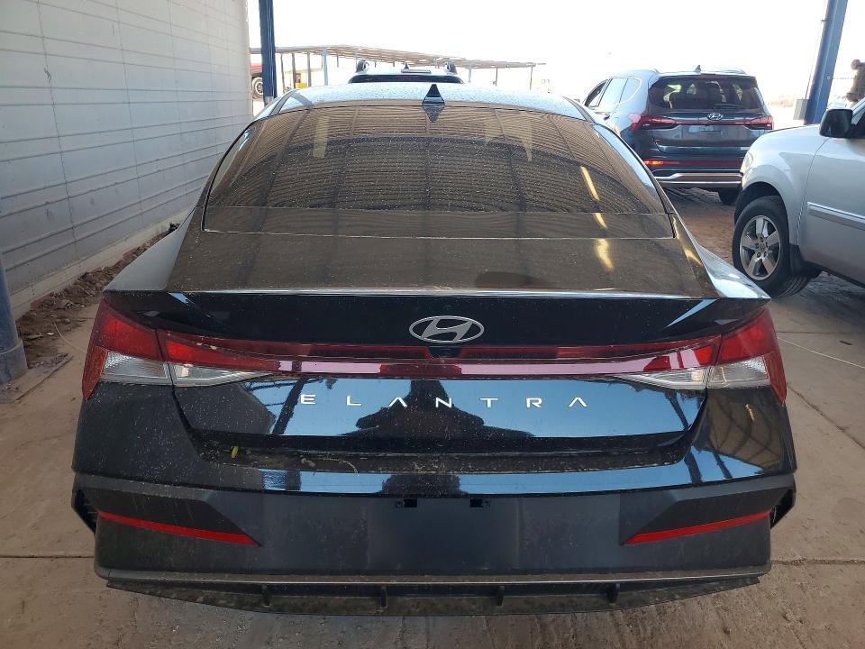 2024 Hyundai Elantra მანქანა იყიდება აუქციონზე, vin: KMHLM4DG7RU805463, აუქციონის ნომერი: 64452126