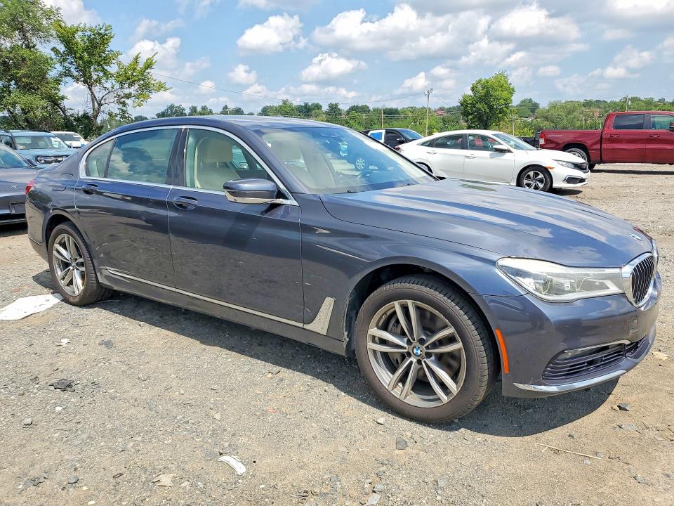2016 Bmw 750 მანქანა იყიდება აუქციონზე, vin: WBA7F2C57GG419641, აუქციონის ნომერი: 63168126